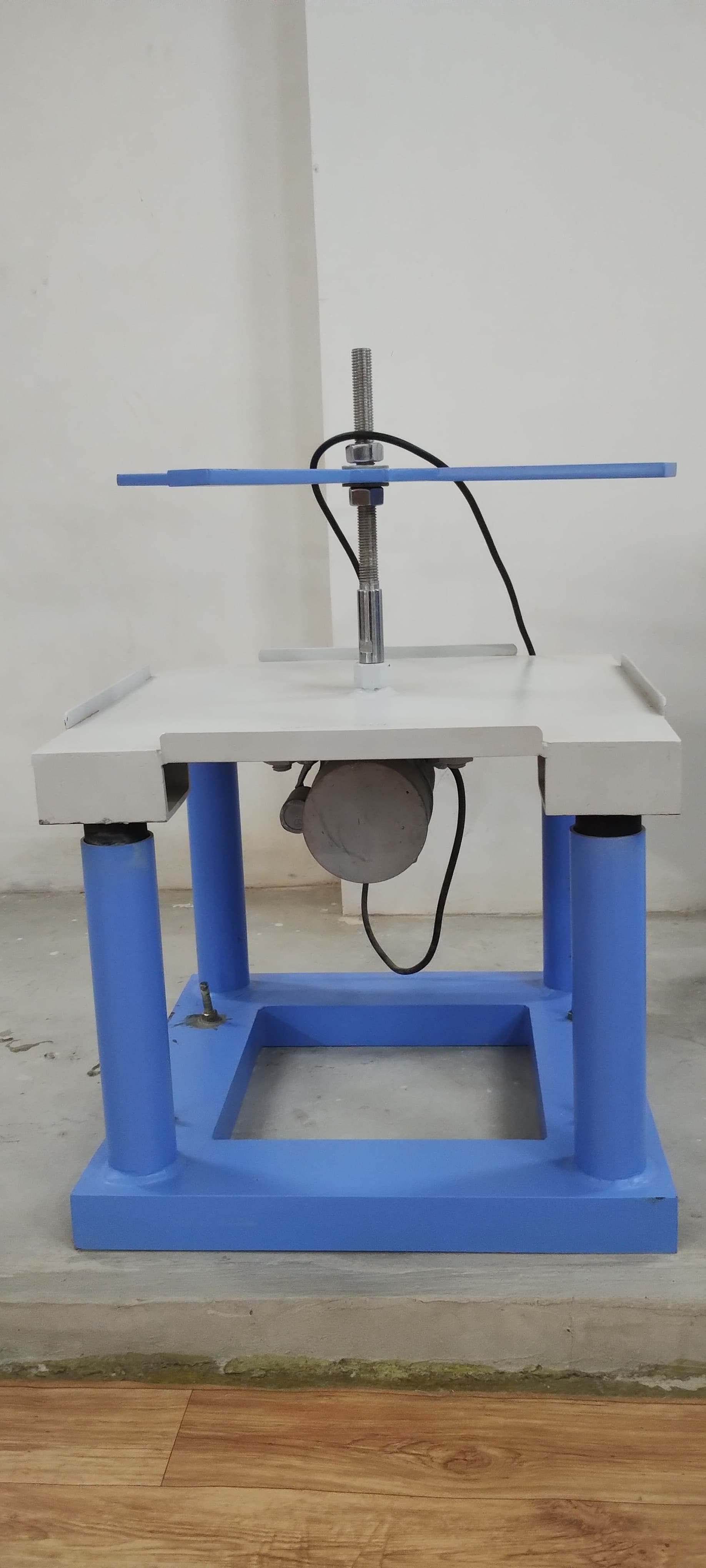 Vibrating Table