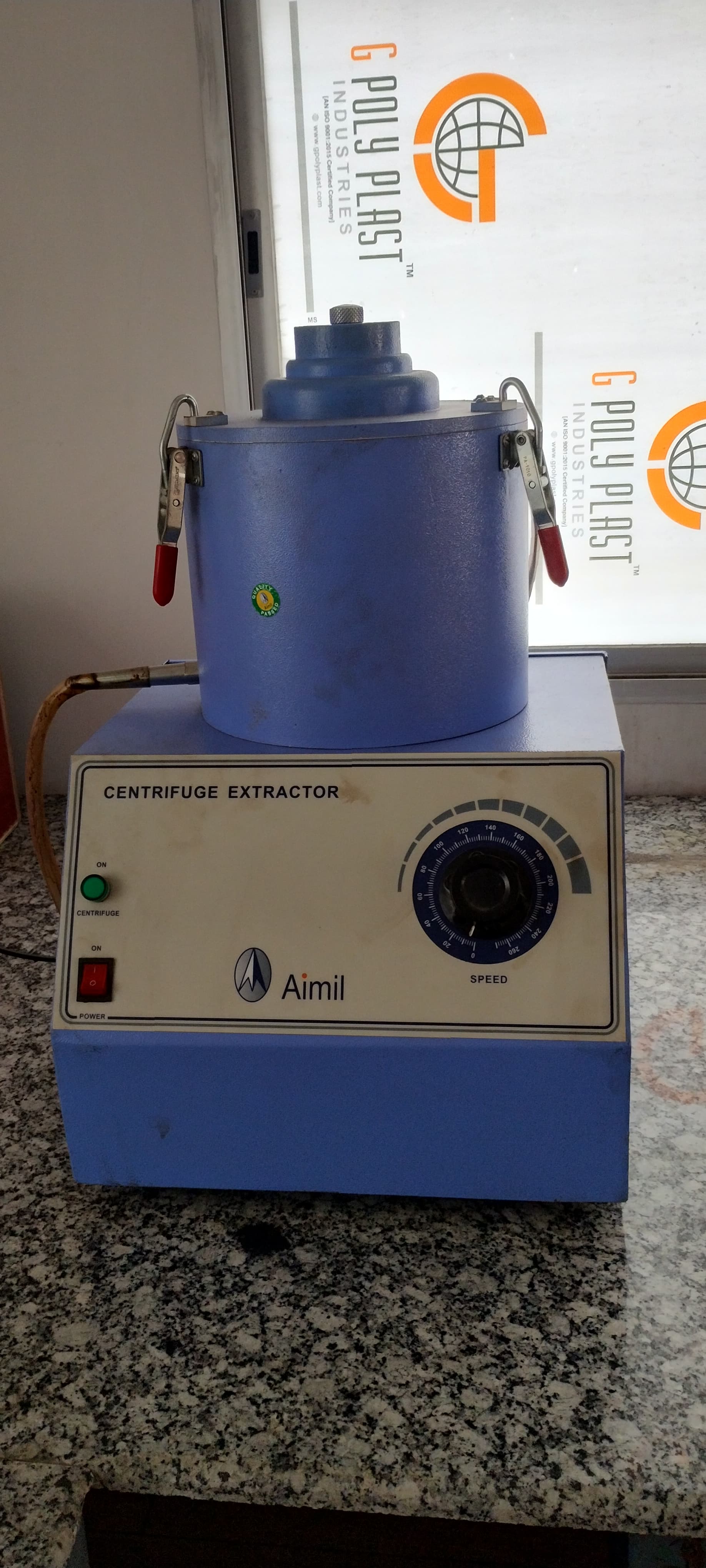 Centrifuge Extractor